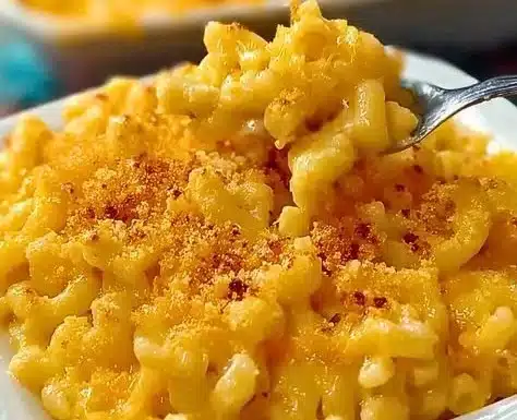 Easy Baked Mac and Cheese for Kids served in a bowl